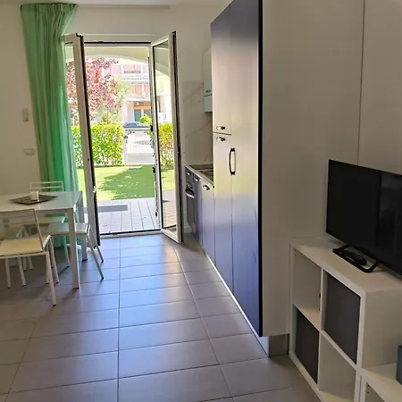 Apartment Lavinia's House