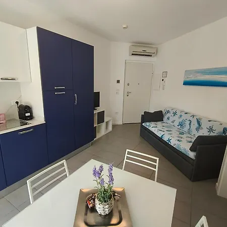 Apartmán Lavinia's House *